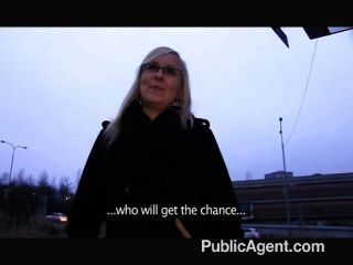 Publicagent - Sex Im Freien Mit Blonden
