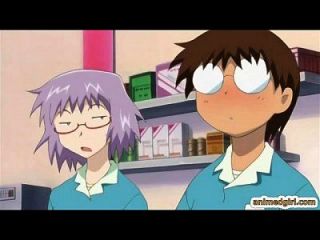 Japanische Anime Drückt Bachen Und Trinkt Milch