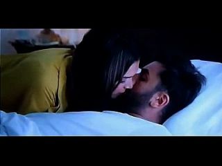 Ranbir Kapoor \u0026 Deepika Padukone Kissing Szene Tamasha 2015