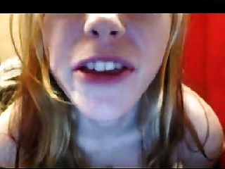 Webcam Blonde Mädchen Mit Locken Zehe Masturbieren
