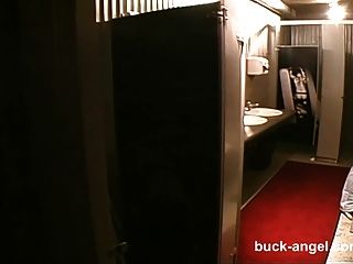 Mann Mit Der Pussy Buck Engel In Heißen Tattoo 3 Weg