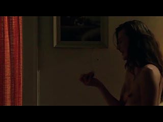 Milla Jovovich Nackte Sexszene In Steinskandalplanetcom